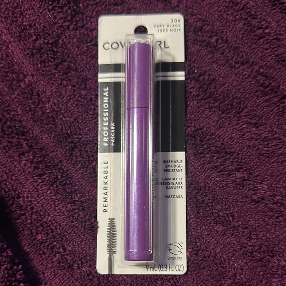 COVERGIRL Professional Mascara - Very Black - Picture 1 of 2